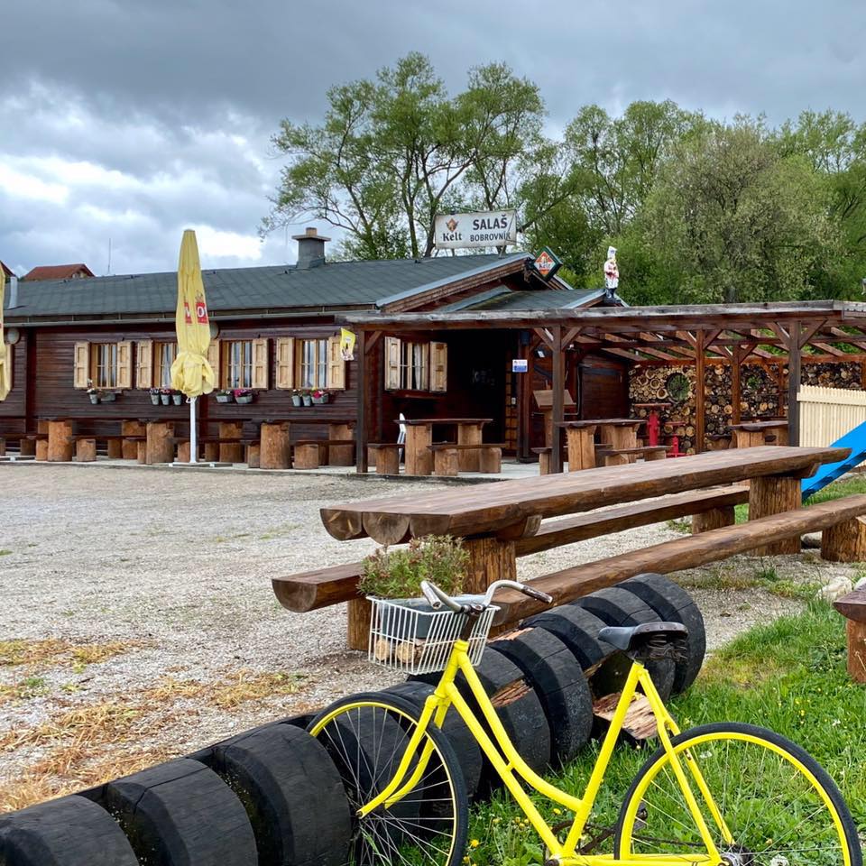 Salaš Bobrovník
